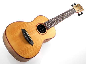 Ukulele koncertowe Koki'o lity cedr (U-SCDLSM-C)