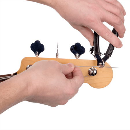 Korbka do strun z cążkami D'Addario Pro-Winder Bass DP0002B